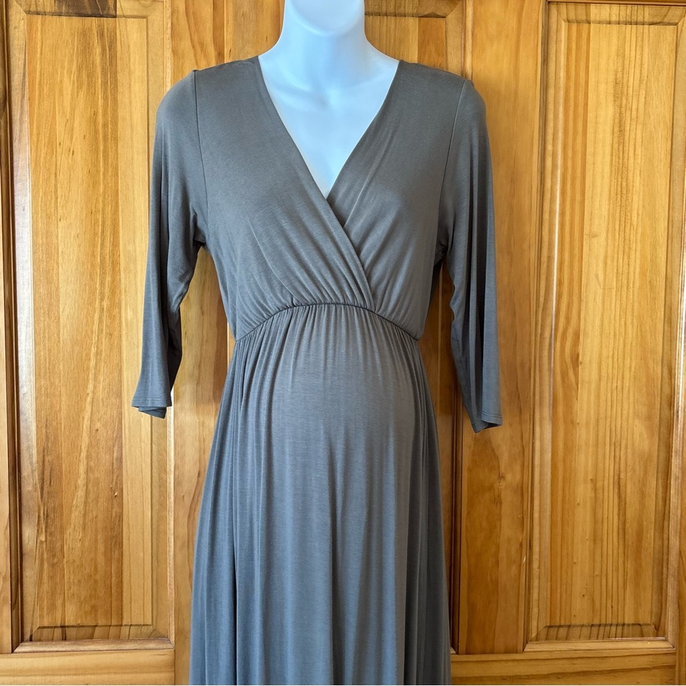Maternity maxi dress